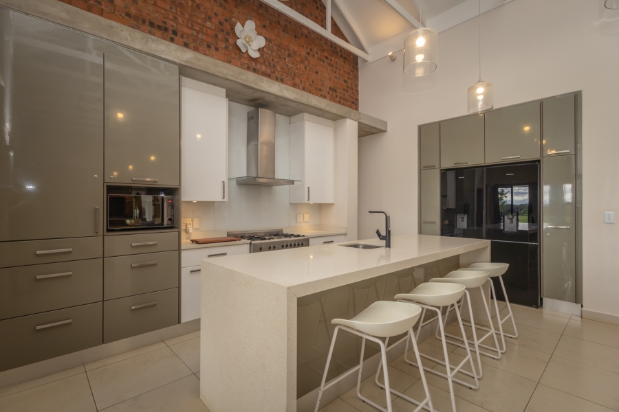 4 Bedroom Property for Sale in The Coves North West